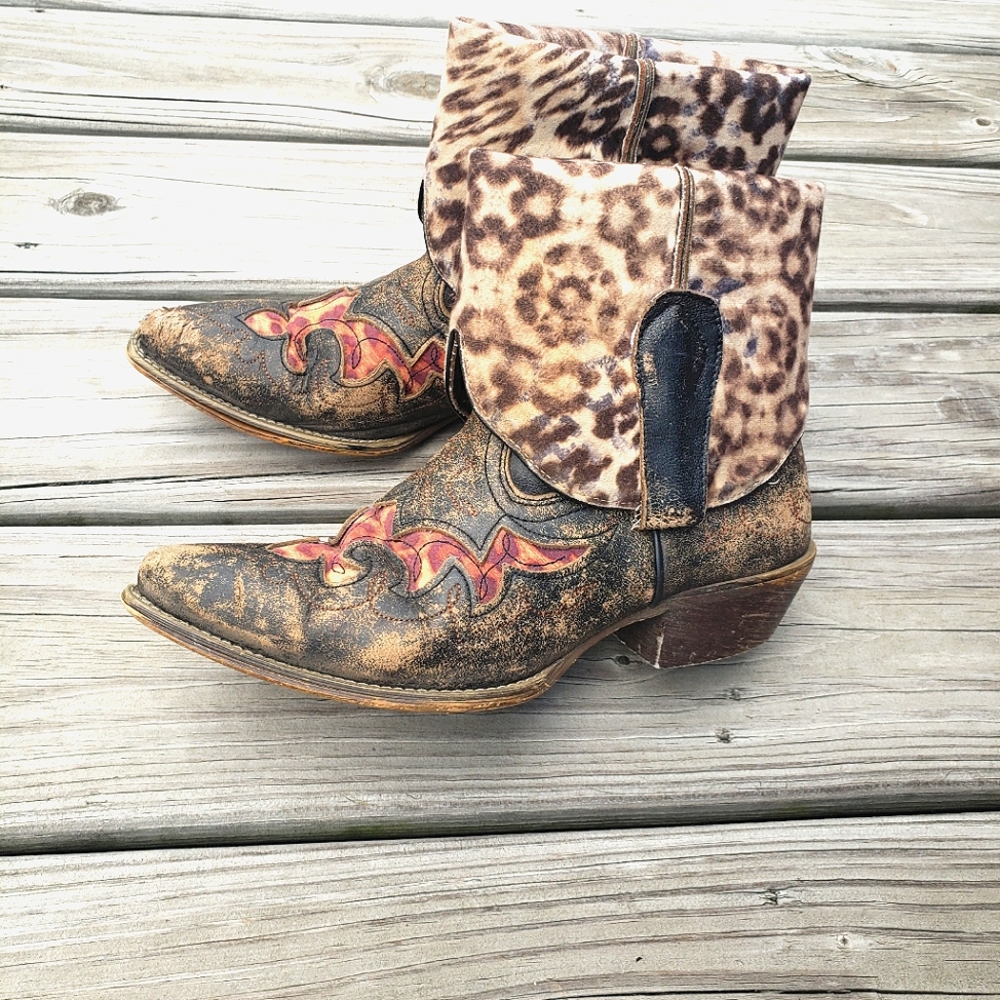 🔥Laredo Distressed Boots